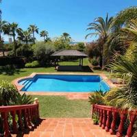 Villa in Spain, Andalucia, 500 sq.m.