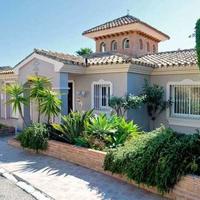 Villa in Spain, Andalucia, 297 sq.m.