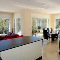 Villa in Spain, Catalunya, Girona, 350 sq.m.