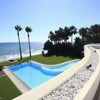 Villa at the first line of the sea / lake in Spain, Andalucia, 428 sq.m.