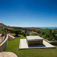 Villa in Spain, Andalucia, 328 sq.m.