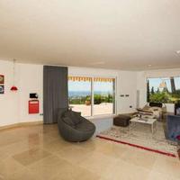 Villa in Spain, Andalucia, 328 sq.m.