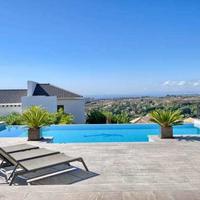 Villa in Spain, Andalucia, 533 sq.m.