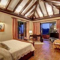 Villa in Spain, Andalucia, 730 sq.m.