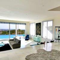 Villa in Spain, Andalucia, 618 sq.m.