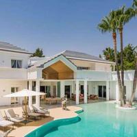 Villa in Spain, Andalucia, 916 sq.m.