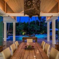 Villa in Spain, Andalucia, 916 sq.m.