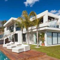 Villa in Spain, Andalucia, 950 sq.m.