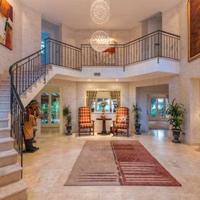 Villa in Spain, Andalucia, 863 sq.m.