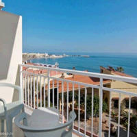 Отель (гостиница) на первой линии моря/озера в Испании, Андалусия, 5000 кв.м.