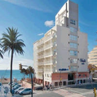 Отель (гостиница) на первой линии моря/озера в Испании, Андалусия, 5000 кв.м.