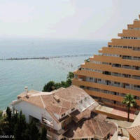 Отель (гостиница) на первой линии моря/озера в Испании, Андалусия, 5000 кв.м.