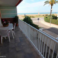 Квартира на первой линии моря/озера в Испании, Каталония, Багур, 60 кв.м.