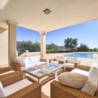 Villa in Spain, Andalucia, 1170 sq.m.