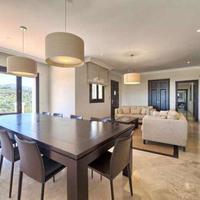 Villa in Spain, Andalucia, 1170 sq.m.