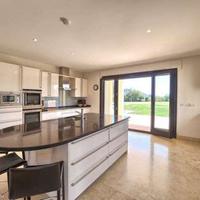 Villa in Spain, Andalucia, 1170 sq.m.