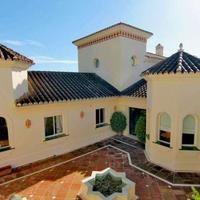 Вилла в Испании, Андалусия, 298 кв.м.