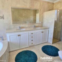 Villa in Spain, Catalunya, Girona, 400 sq.m.