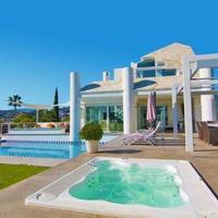 Villa in Spain, Andalucia, 510 sq.m.