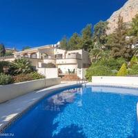 Villa in Spain, Comunitat Valenciana, Alicante, 296 sq.m.