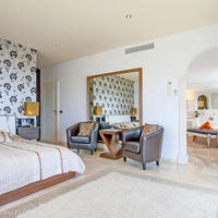 Villa in Spain, Balearic Islands, Palma, 490 sq.m.