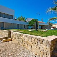 Villa in Spain, Comunitat Valenciana, Alicante, 210 sq.m.
