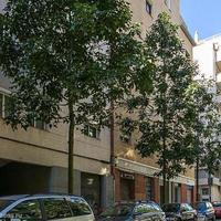 Flat in Spain, Catalunya, Les Corts, 85 sq.m.
