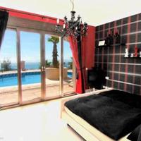 Villa in Spain, Andalucia, 640 sq.m.