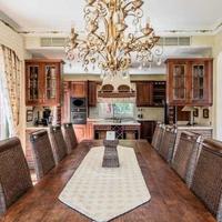 Villa in Spain, Andalucia, 644 sq.m.