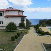 Квартира на первой линии моря/озера, в пригороде в Болгарии, Бургасская область, Елените, 100 кв.м.