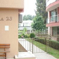 Apartment at the first line of the sea / lake in Bulgaria, Nesebar, 77 sq.m.