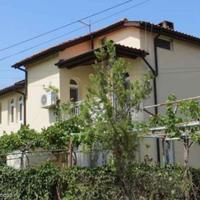 House in the suburbs in Bulgaria, Burgas Province, Elenite, 150 sq.m.