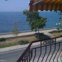 Квартира в центре города, на первой линии моря/озера в Болгарии, Поморье, 95 кв.м.