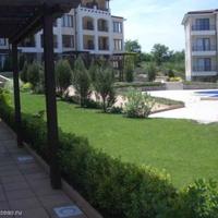 Flat at the first line of the sea / lake in Bulgaria, Burgas Province, Elenite, 61 sq.m.