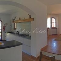 Villa in the city center in Italy, Lombardia, Varese