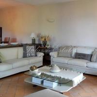 Вилла в Италии, Ломбардия, Варезе