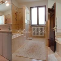 Вилла в Италии, Ломбардия, Варезе