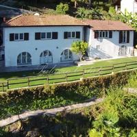 Вилла на первой линии моря/озера в Италии, Варезе