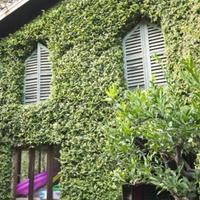 Вилла в центре города, на первой линии моря/озера в Италии, Варезе