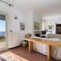 Villa in Italy, Varese