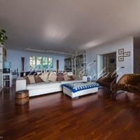 Вилла в Италии, Ломбардия, Варезе