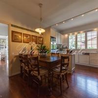 Вилла в Италии, Ломбардия, Варезе