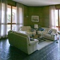 Вилла в Италии, Ломбардия, Варезе, 300 кв.м.