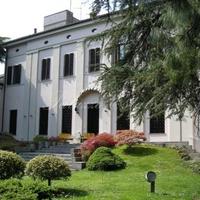 Villa in Italy, Varese, 1300 sq.m.