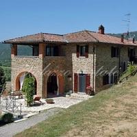 Villa in Italy, Giano dell'Umbria, 321 sq.m.