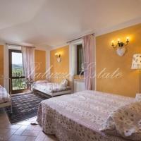 Villa in Italy, Giano dell'Umbria, 321 sq.m.