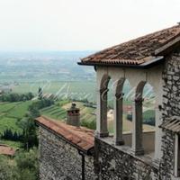 Другая коммерческая недвижимость в центре города в Италии, Венеция, 272 кв.м.