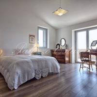 Villa in Italy, Giano dell'Umbria, 414 sq.m.