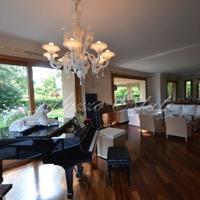 Вилла в Италии, Ломбардия, Варезе