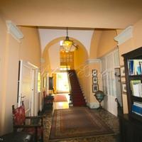 Вилла на второй линии моря/озера в Италии, Ломбардия, Варезе